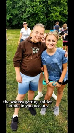 🤗