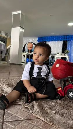 1 ano Dominik