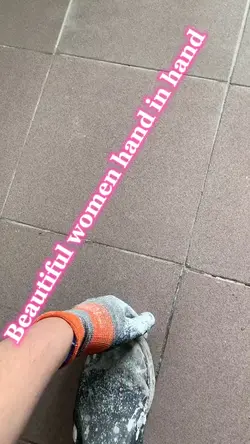 Hand in hand 