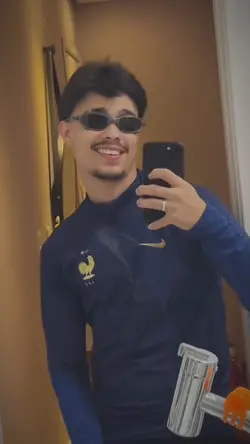 Ela perde a cabeça 🤠