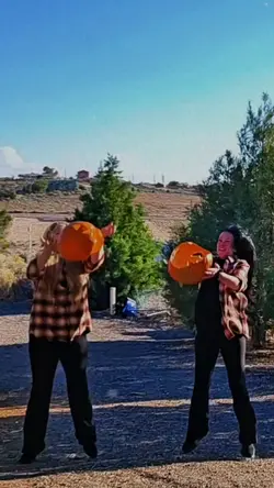 pumpkin besties 