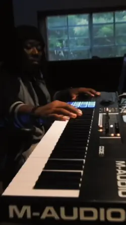 MUSIC PRODUCER LOW