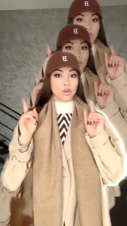 Selfie clone