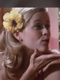 Elle woods edit