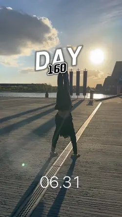 Handstand day 165