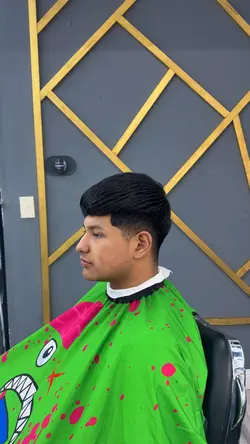 Barber pro Mid Fade 