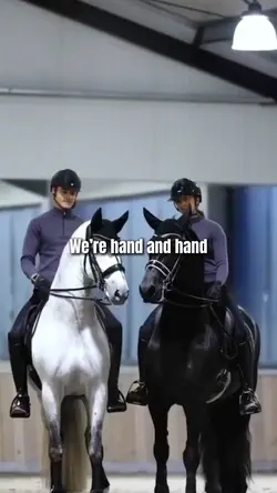 Hand and hand 🤩