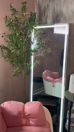 Salon Suite