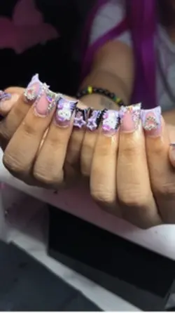 nails 