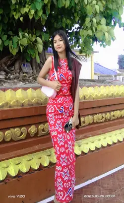ဒီမျက်နှာလေးပေါ်လည်း