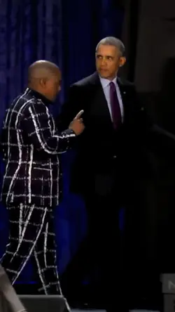 Obama Photo Reveal