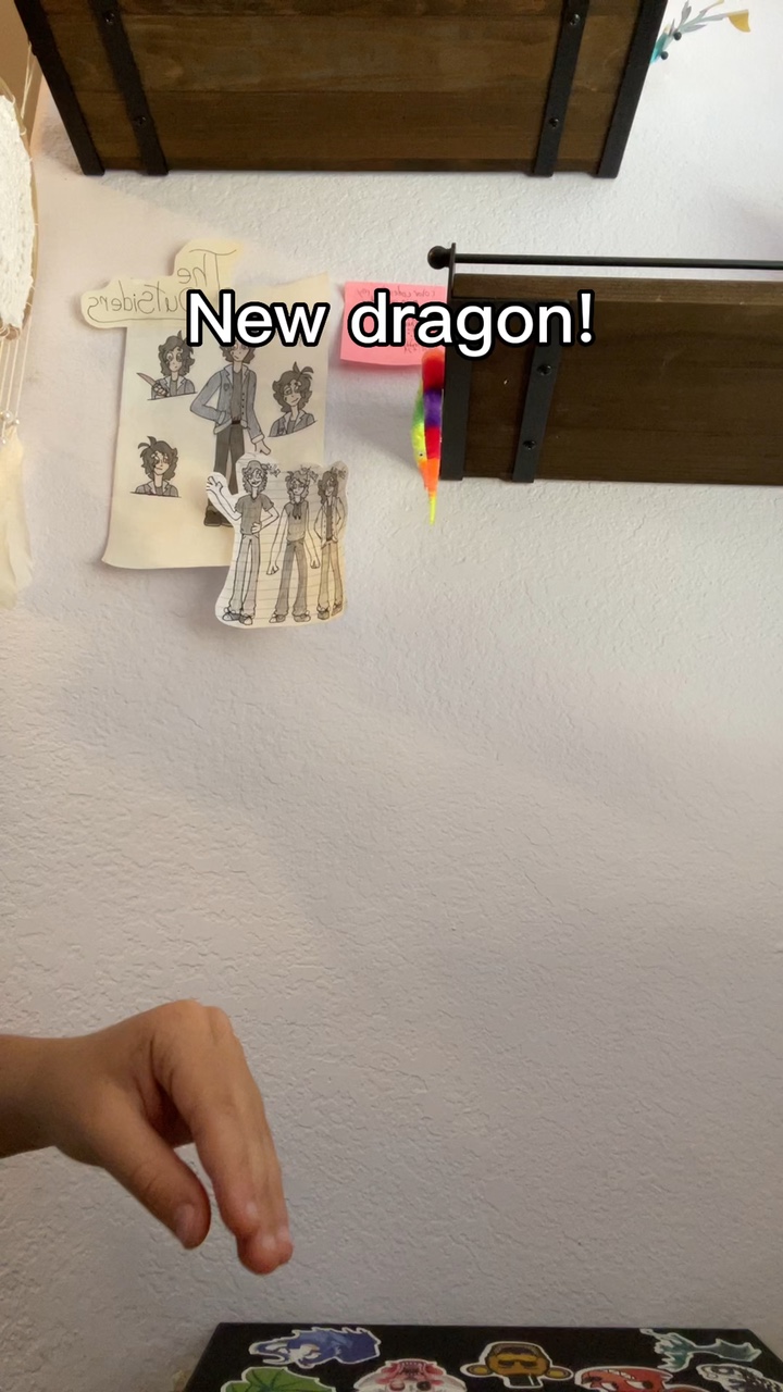 How to Make Dragon Puppet Eyes - Pippit
