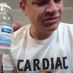 😂😂