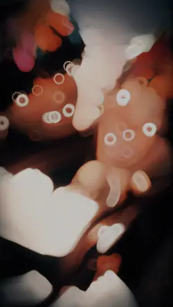 “ M “