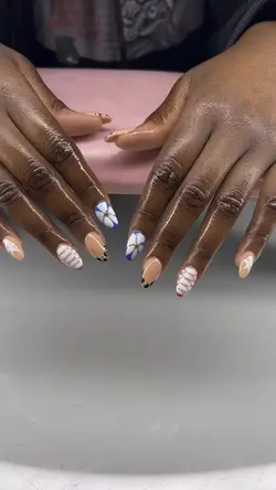 Nail inspo