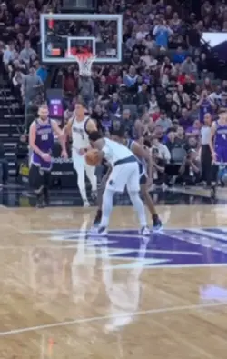 Kyrie Spin Cycle🌪️🤦🏿‍♂️