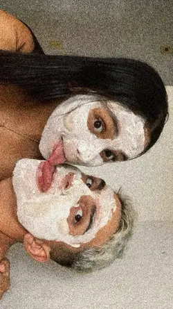DUAS METADES