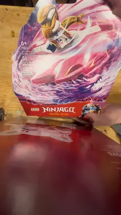 Unboxing Lego