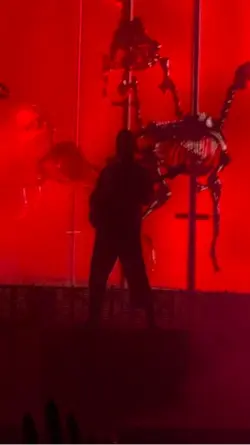 Red concert light 
