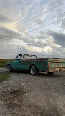 Trucks 