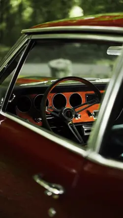 OLD CAR