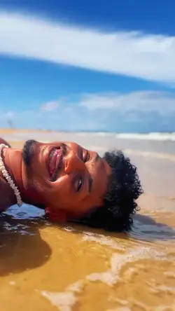 PRAIA!
