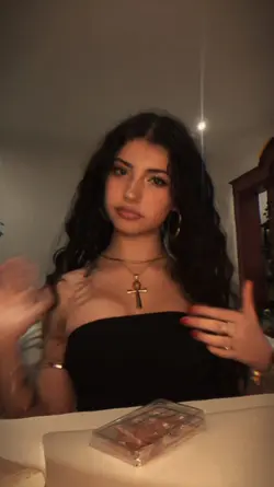 fechei meus olhos 
