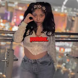 I love her sm <3