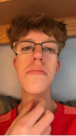 👨🏻‍🦱
