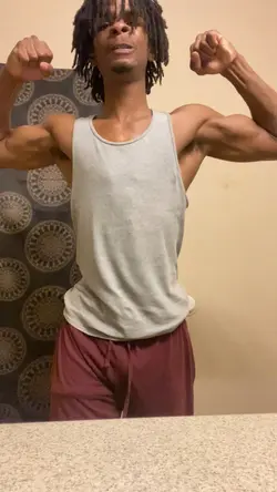 Bicep flex 