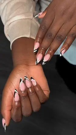 NAILS 