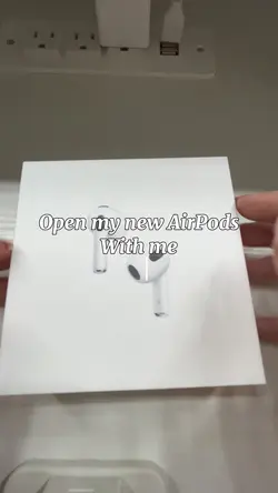 Open my AirPods w/me