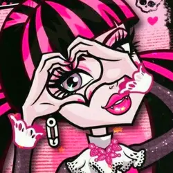 Draculaura👛🌸🎀🩷