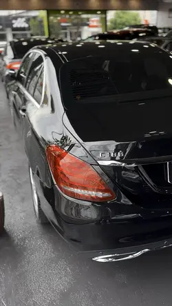 Mercedes Benz