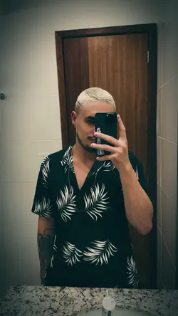 Tenho Que Me Decidir