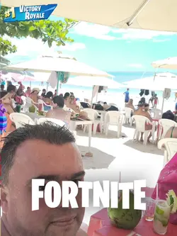 FORTNITE 

