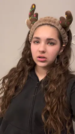 unrecognizable makeu
