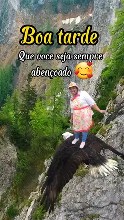tia em cima da aguia