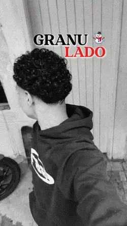SORRISO NO ROSTO