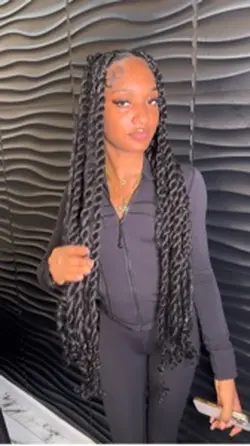 Braids eating