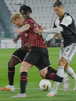 These Nutmegs 🥶
