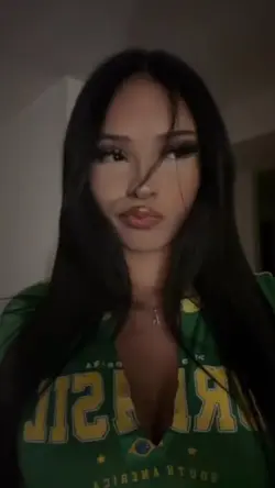 ELLE T'A TUE