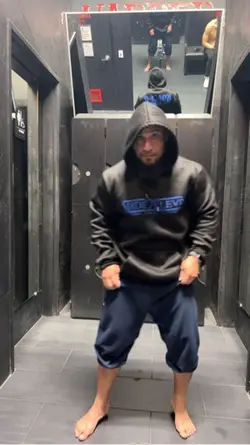 Gym Posing!