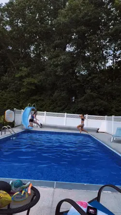 Pool 🙈