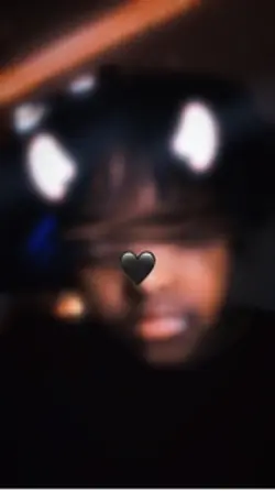 1 Blur Photo.🖤
