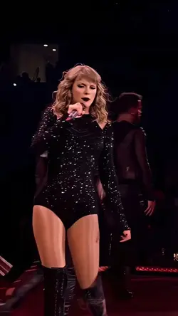 TAY TAY
