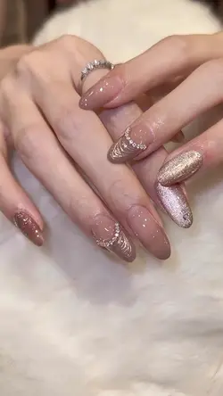 NAILS 