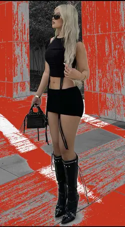 Glitch selfies 💋