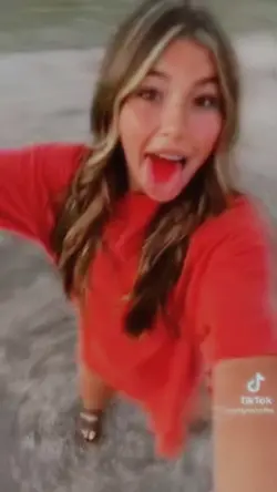 her tongue 👅 