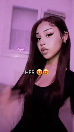 Her 😍😍